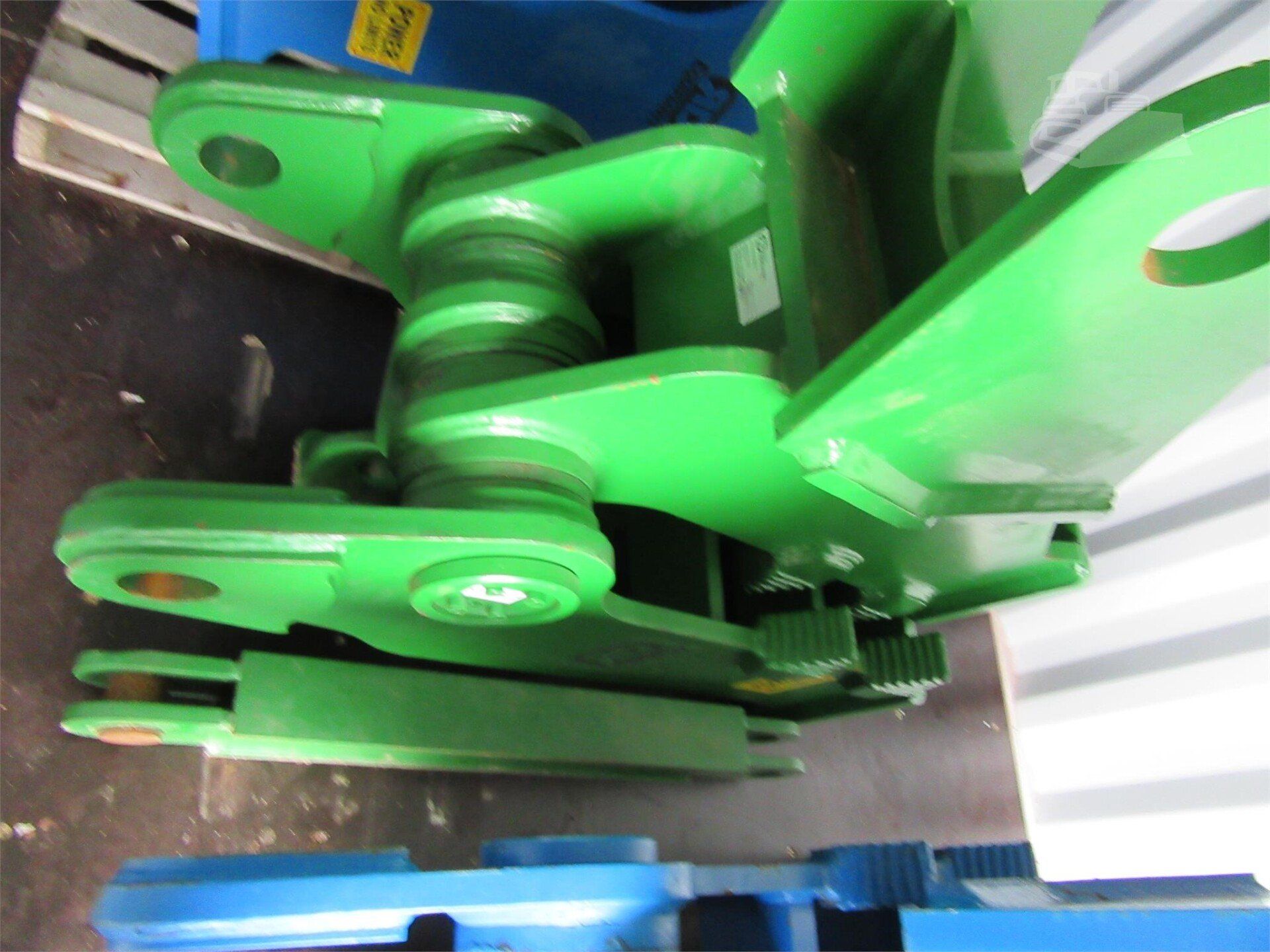 RENT DEMOLITION MP2700