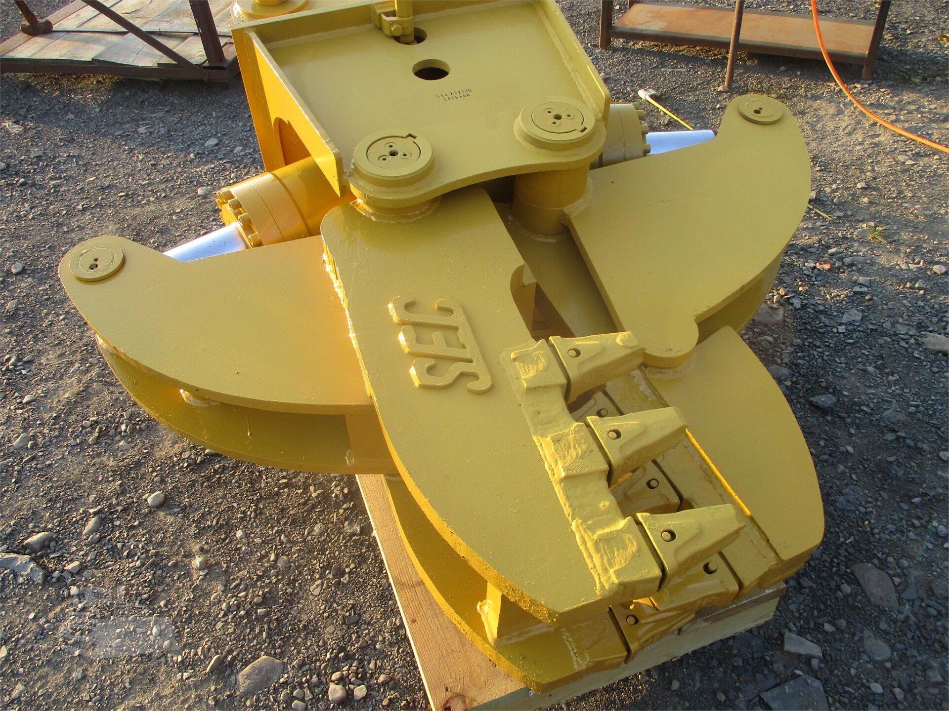 SEC TWIN CRUSHER