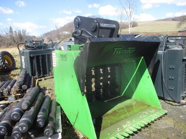 2012 TWISTER 67 INCH MIXING/SCREENING BUCKET - $24,000